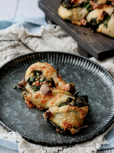 Hands-on Crispy Garlic, Bacon and Tomato Bread & Cheesy Spinach Twists Workshop