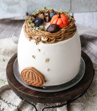 Load image into Gallery viewer, Hands-on Pandan Chestnut Cream Cake with Chestnut Jelly Workshop