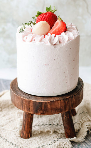 Hands-on Strawberry Lychee Soju Cream Cake Workshop