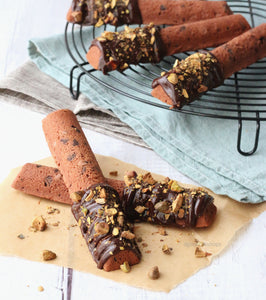 Hands-on Dark Chocolate Almond Cigar Cakes & Oreo Banana Cake with Dark Chocolate Chunks Workshop
