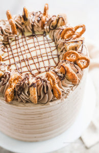 Hands-on Chocolate & Passion Fruit Cream Cake with Chocolate Chip Cookie Crumbles