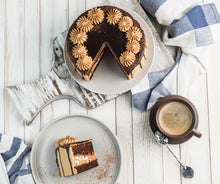 Load image into Gallery viewer, Hands-on Dark Chocolate Crunch Cake Workshop