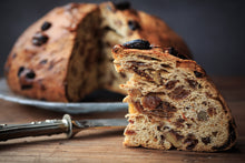 Load image into Gallery viewer, Hands-on Sourdough Figs &amp; Nuts Bread &amp; Sourdough Carrot Cake Workshop