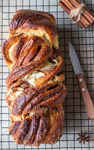 Hands-on Sourdough Chocolate, Caramel Bits and Roasted Nuts Loaf & Sourdough Gruyere and Thyme Crackers Workshop